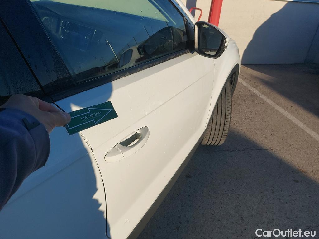  Volkswagen  T-ROC VOLKSWAGEN  / 2017 / 5P / todoterreno Advance 1.0 TSI 85kW (115CV) #15