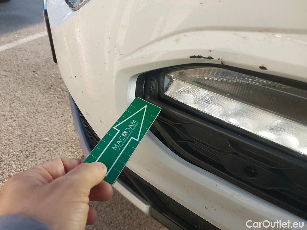  Volkswagen  T-ROC VOLKSWAGEN  / 2017 / 5P / todoterreno Advance 1.0 TSI 85kW (115CV) #2