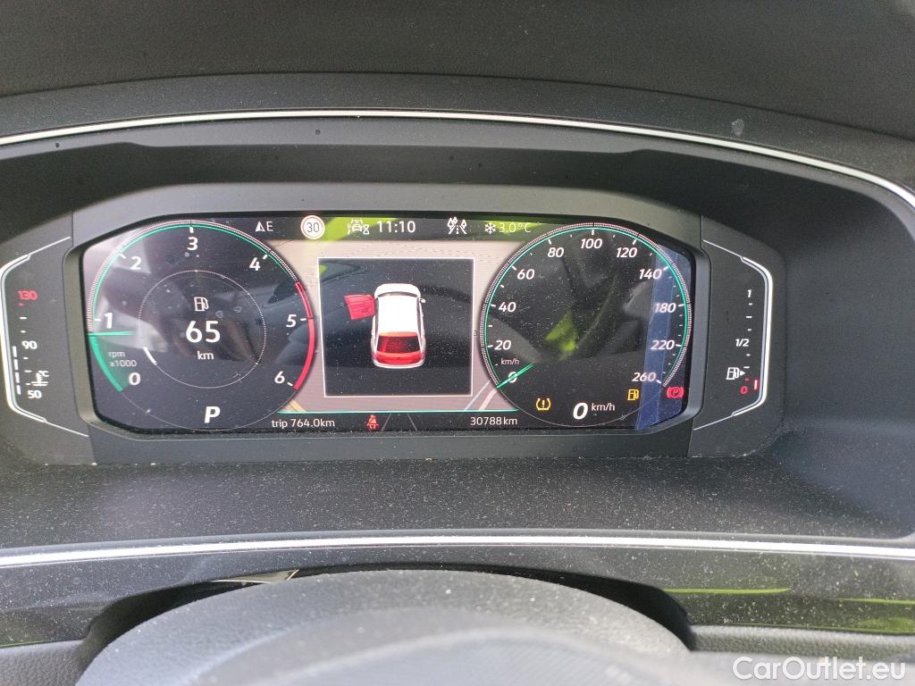  Volkswagen  Tiguan  R-Line 2.0 TDI 150CV AT7 E6d #10