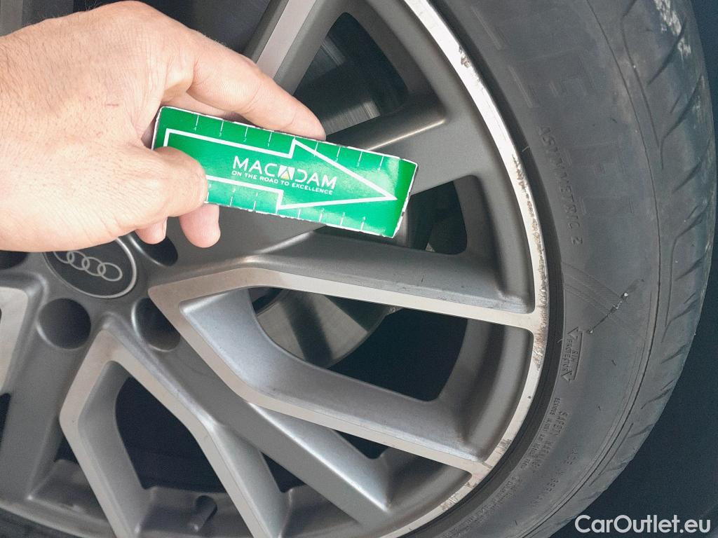  Audi  A6 AUDI  / 2018 / 5P / familiar Avant 50 TFSIe quattro-ultra Black Line #2