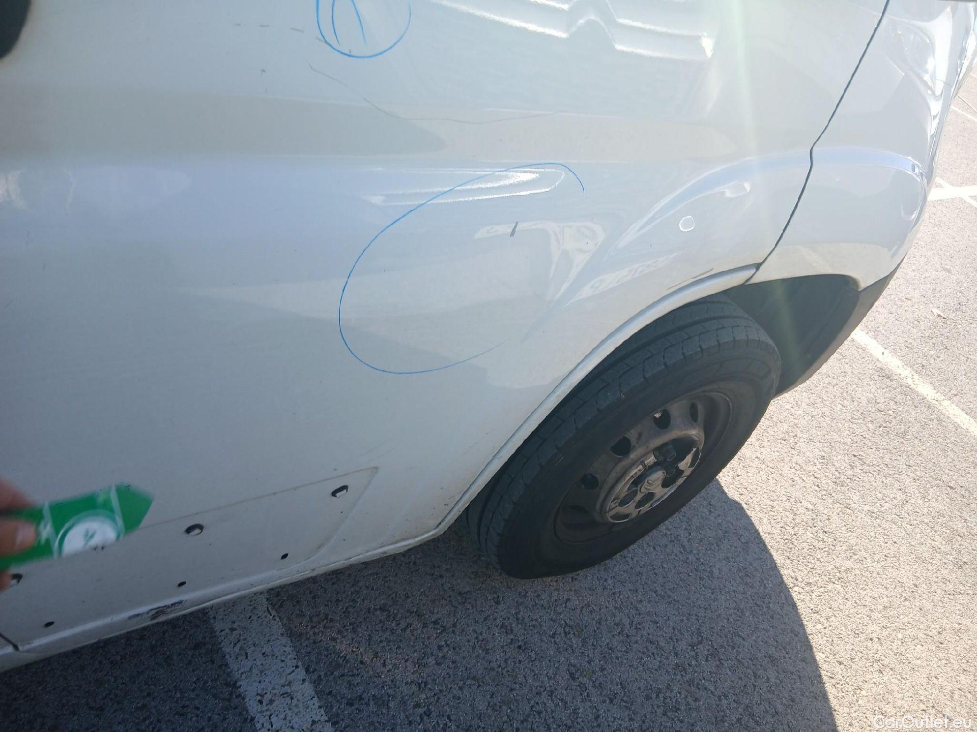  Citroen  Jumper CITROEN  / 2014 / 4P / furgón BlueHDi 88KW (120CV) Furgón 33L2H2 #63