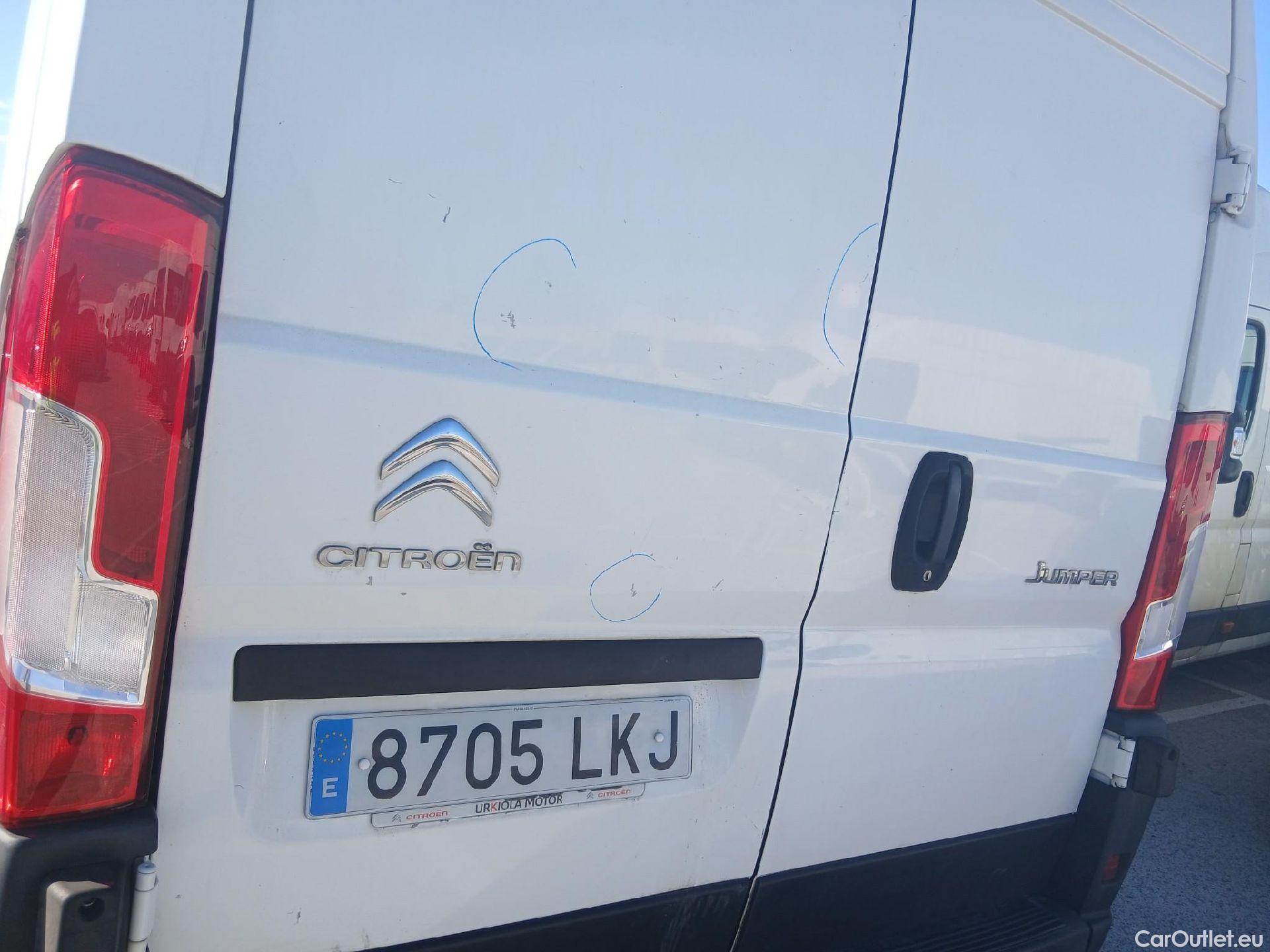  Citroen  Jumper CITROEN  / 2014 / 4P / furgón BlueHDi 88KW (120CV) Furgón 33L2H2 #39