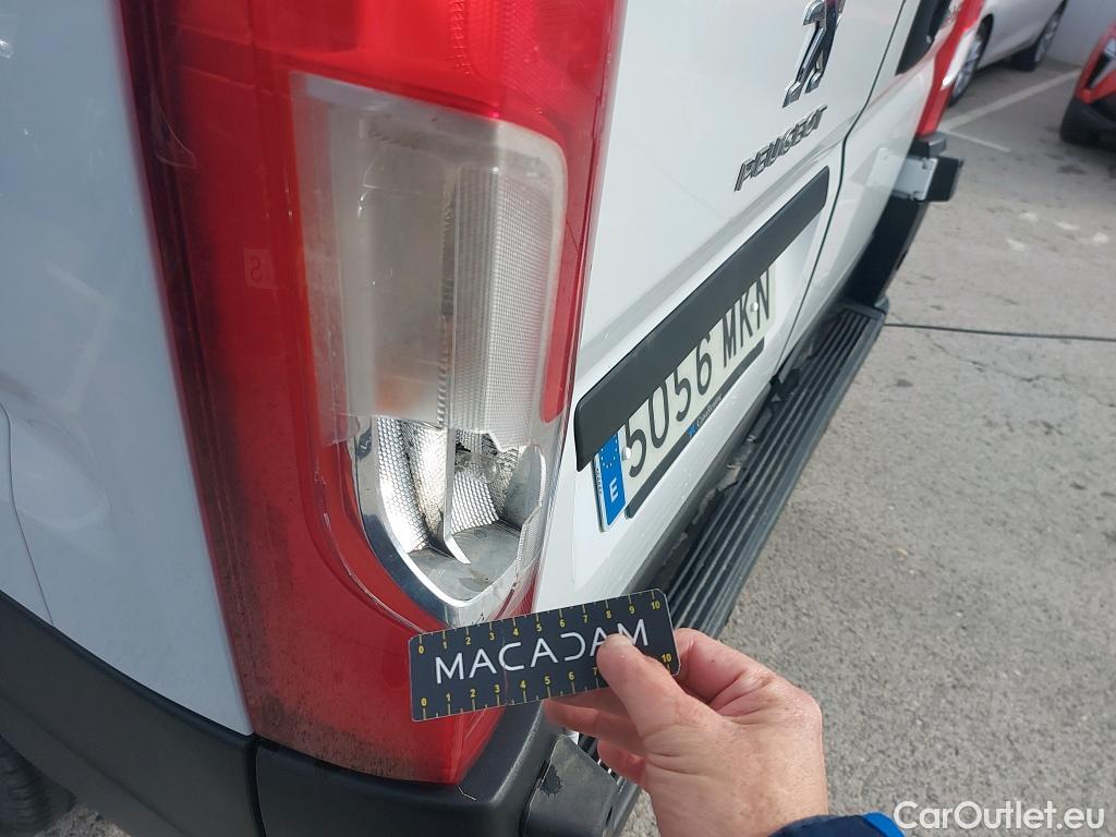  Peugeot  Boxer PEUGEOT  / 2014 / 4P / furgón 335 L3 H3 BHDI 103kW (140CV) S&S #2