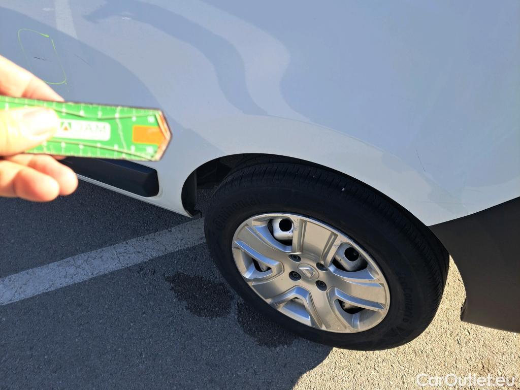  Dacia  Dokker DACIA  / 2013 / 4P / furgón derivado de turismo Essential dCi 66kW (90CV) #75