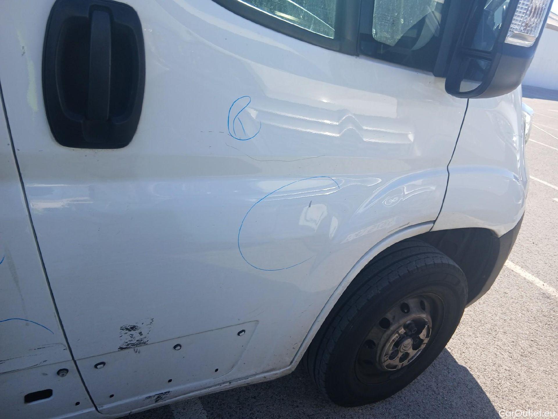  Citroen  Jumper CITROEN  / 2014 / 4P / furgón BlueHDi 88KW (120CV) Furgón 33L2H2 #62