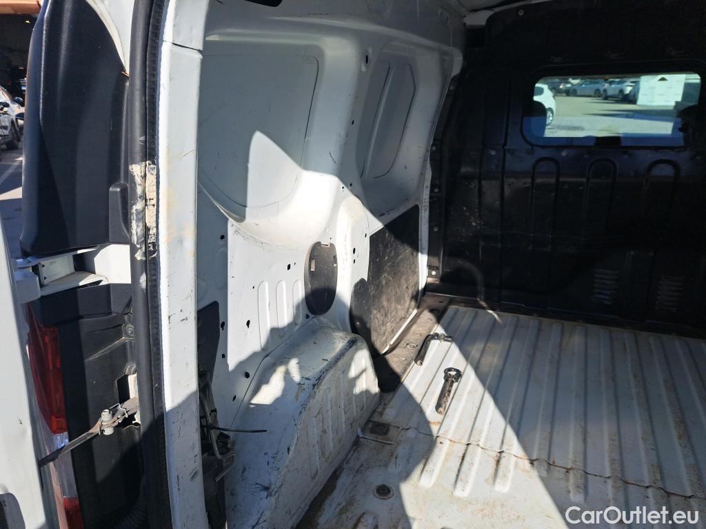  Dacia  Dokker DACIA  / 2013 / 4P / furgón derivado de turismo Essential dCi 66kW (90CV) #4