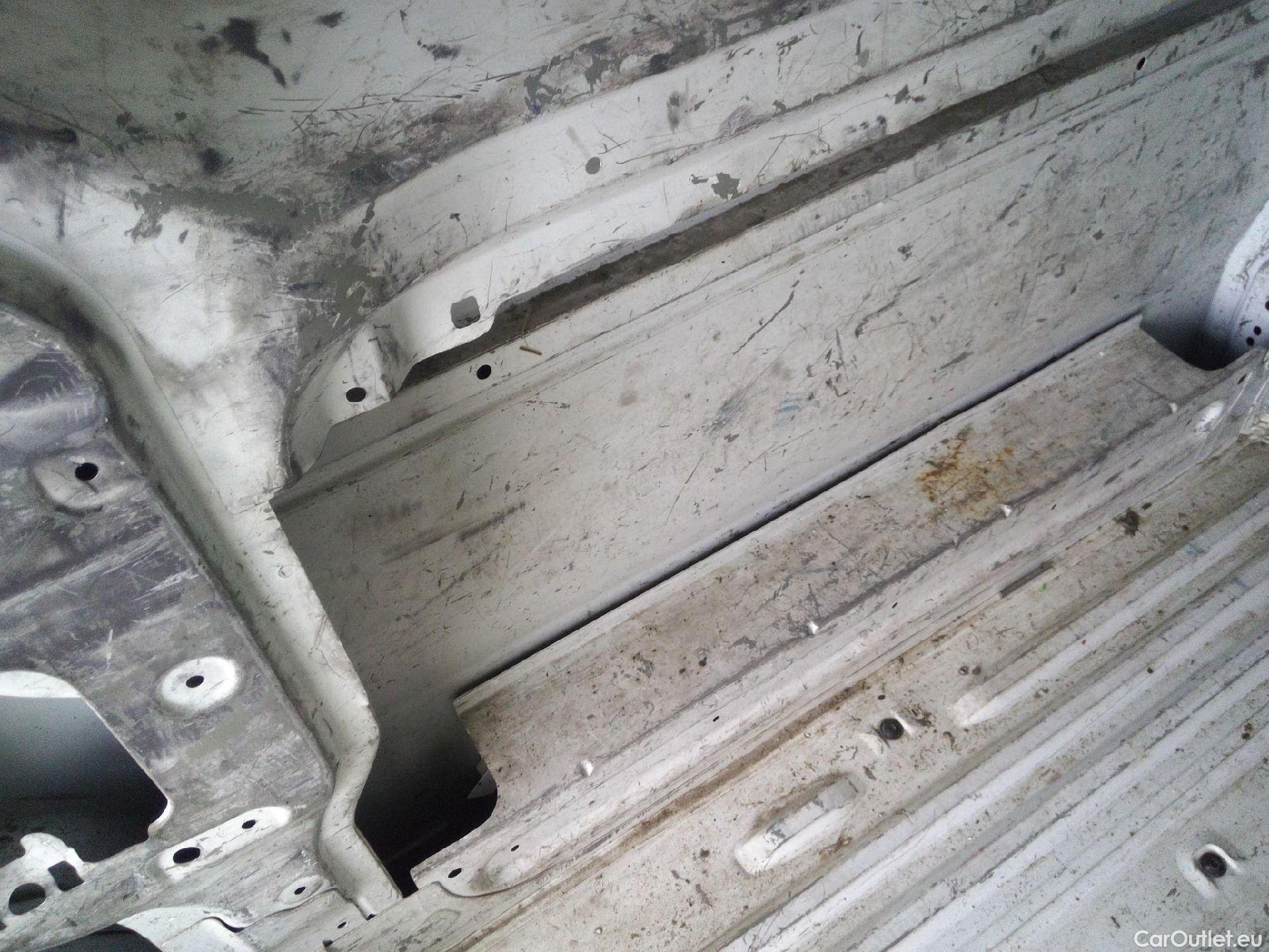  Nissan  NV300 NISSAN  / 2016 / 4P / furgón 1.6dCi 88kW (120CV) L1H1 1T BASIC #13