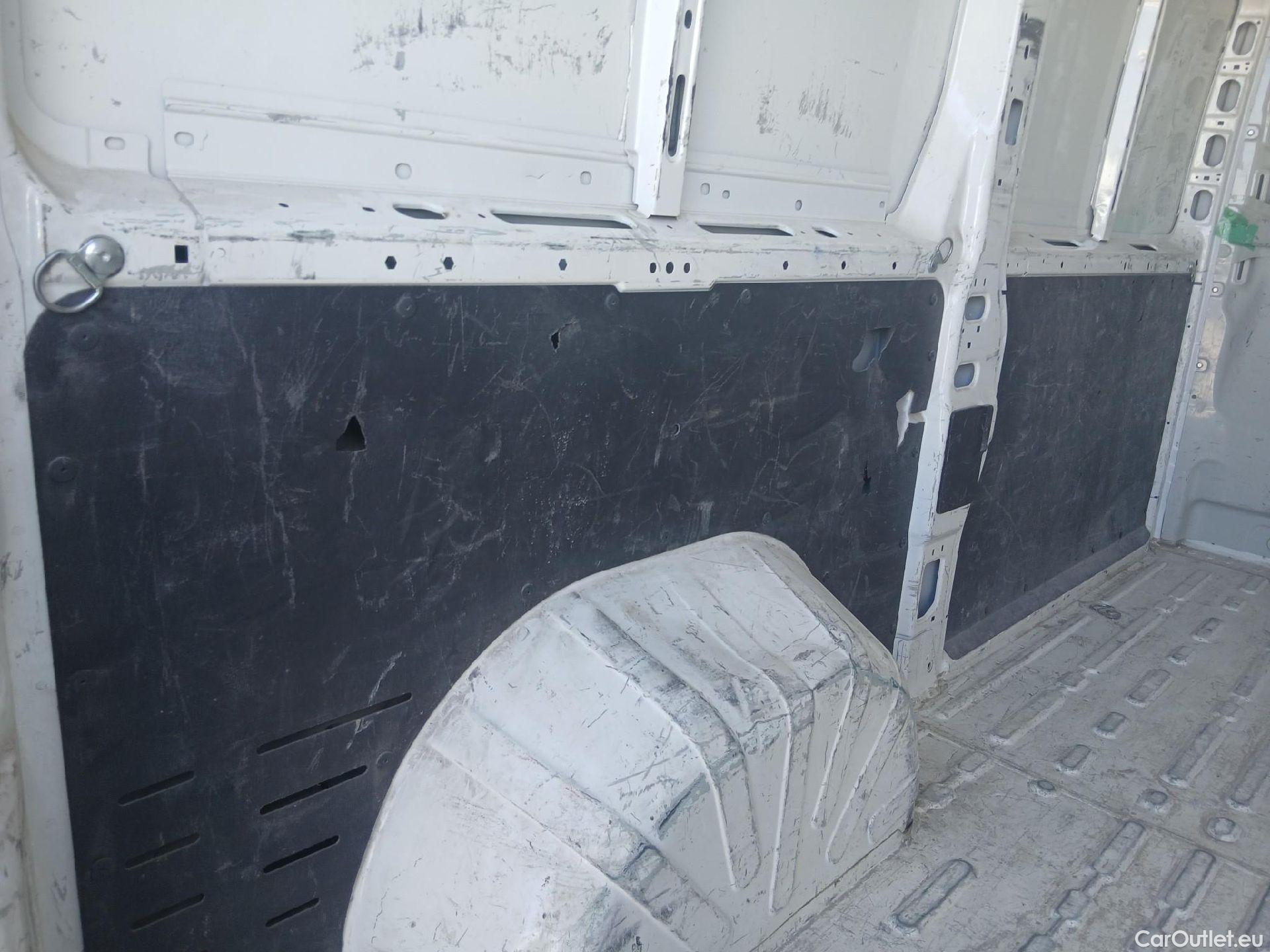  Citroen  Jumper CITROEN  / 2014 / 4P / furgón BlueHDi 88KW (120CV) Furgón 33L2H2 #11