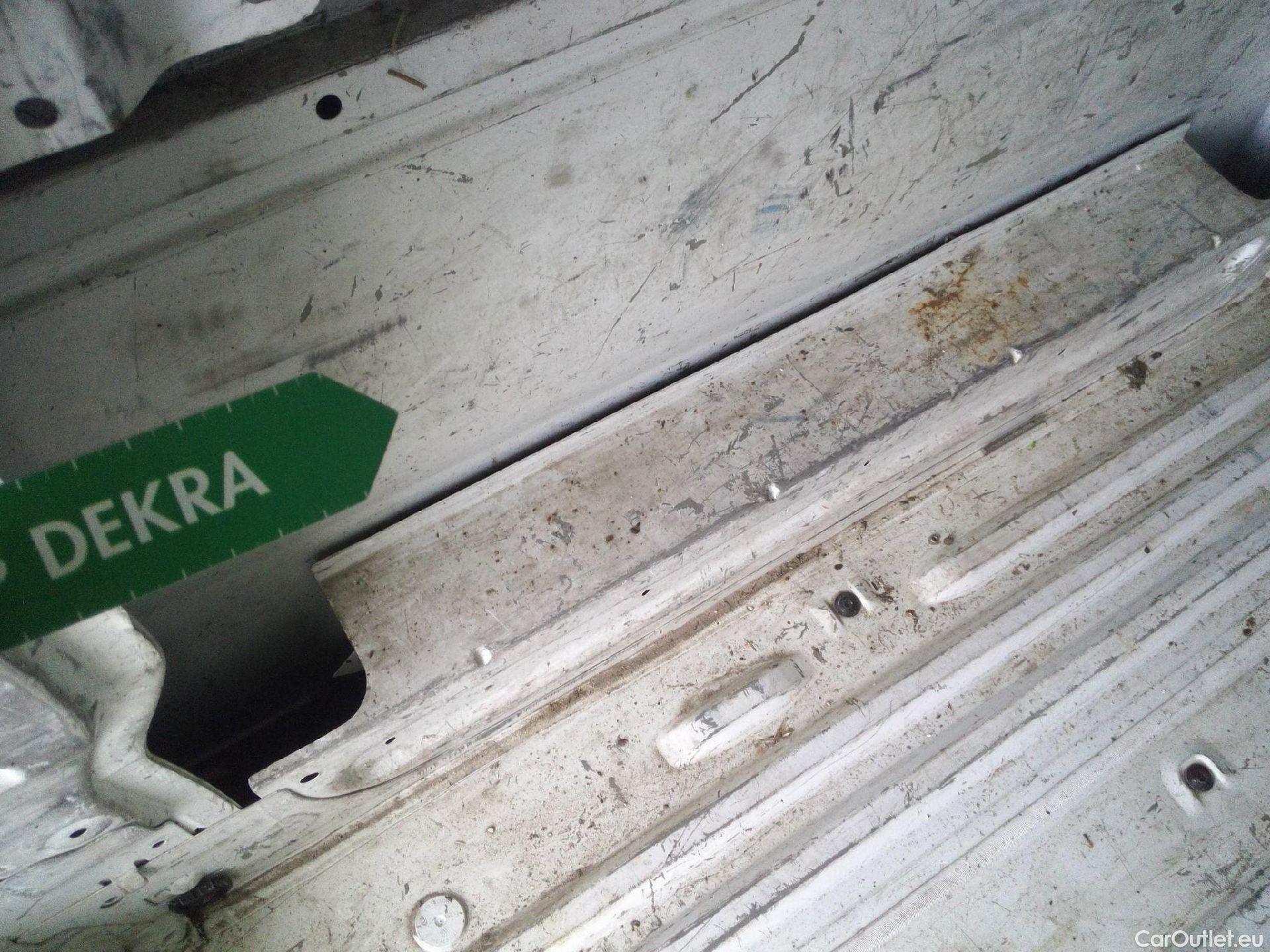  Nissan  NV300 NISSAN  / 2016 / 4P / furgón 1.6dCi 88kW (120CV) L1H1 1T BASIC #14