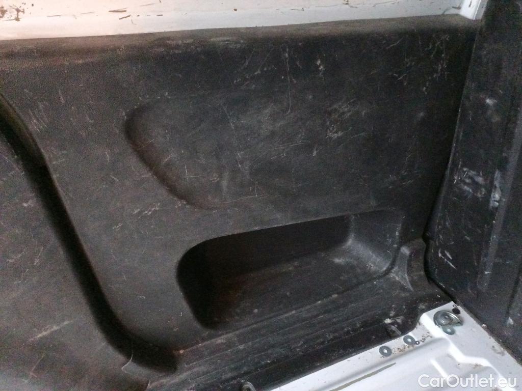  Peugeot  Partner PEUGEOT  / 2018 / 3P / furgón derivado de turismo Pro Standard 600kg BlueHDi 73kW (AC) #22