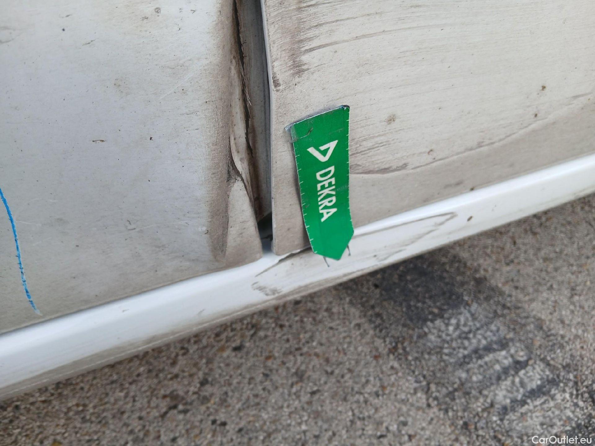  Renault  Kangoo RENAULT  Combi / 2021 / 5P / combi Life Edition One 1.5 Blue dCi 70kW(95CV) (IND)(AC) #40