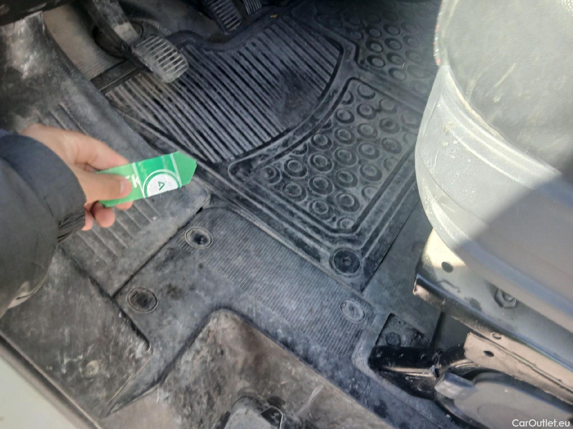  Citroen  Jumper CITROEN  / 2014 / 4P / furgón BlueHDi 88KW (120CV) Furgón 33L2H2 #2