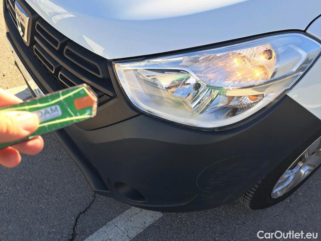  Dacia  Dokker DACIA  / 2013 / 4P / furgón derivado de turismo Essential dCi 66kW (90CV) #35