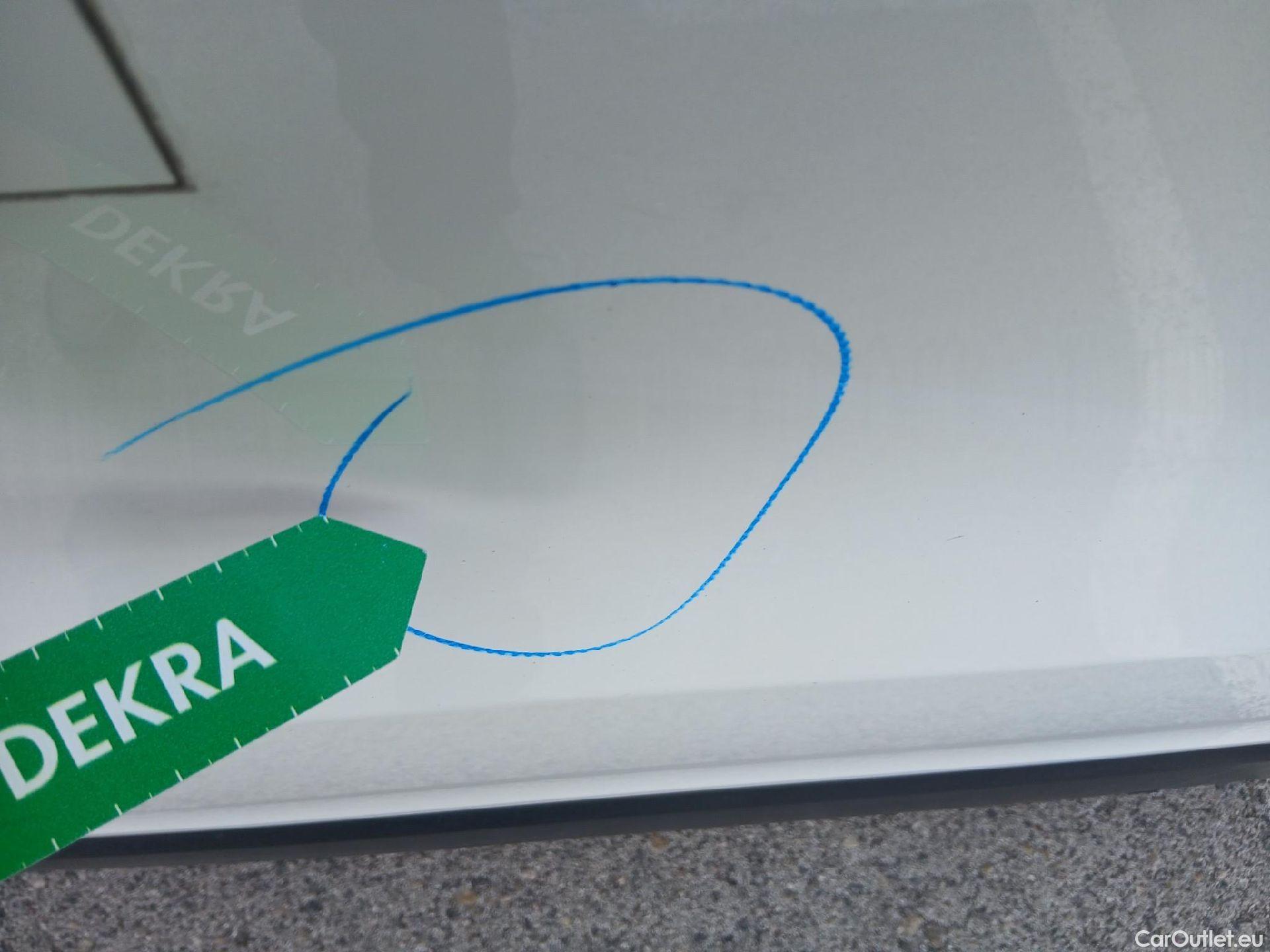  Nissan  NV300 NISSAN  / 2016 / 4P / furgón 1.6dCi 88kW (120CV) L1H1 1T BASIC #51