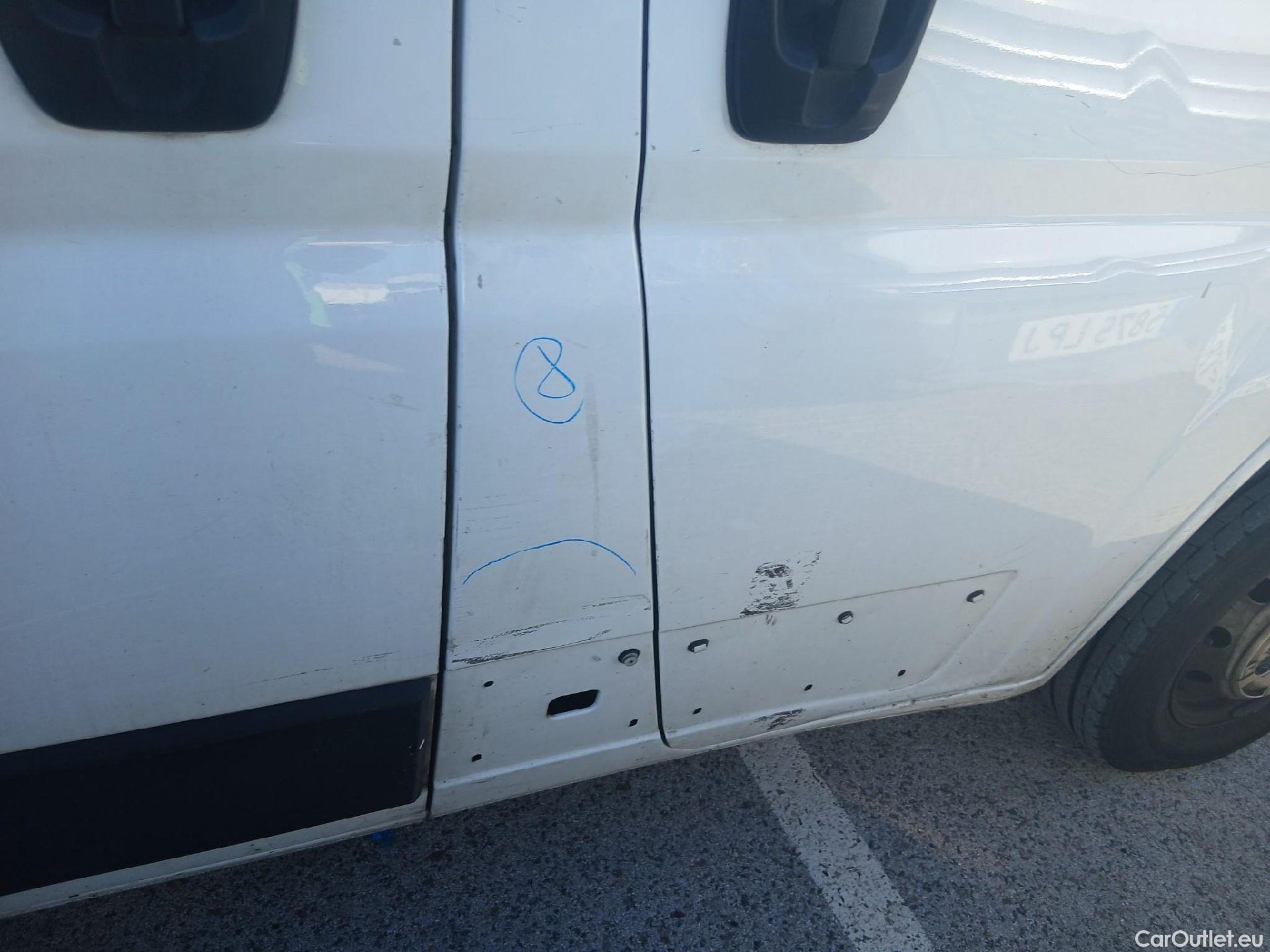  Citroen  Jumper CITROEN  / 2014 / 4P / furgón BlueHDi 88KW (120CV) Furgón 33L2H2 #59