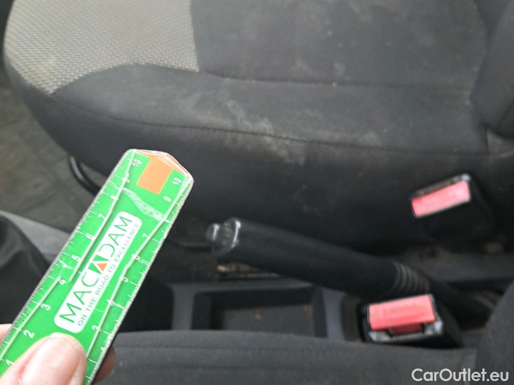  Dacia  Dokker DACIA  / 2013 / 4P / furgón derivado de turismo Essential dCi 66kW (90CV) #51