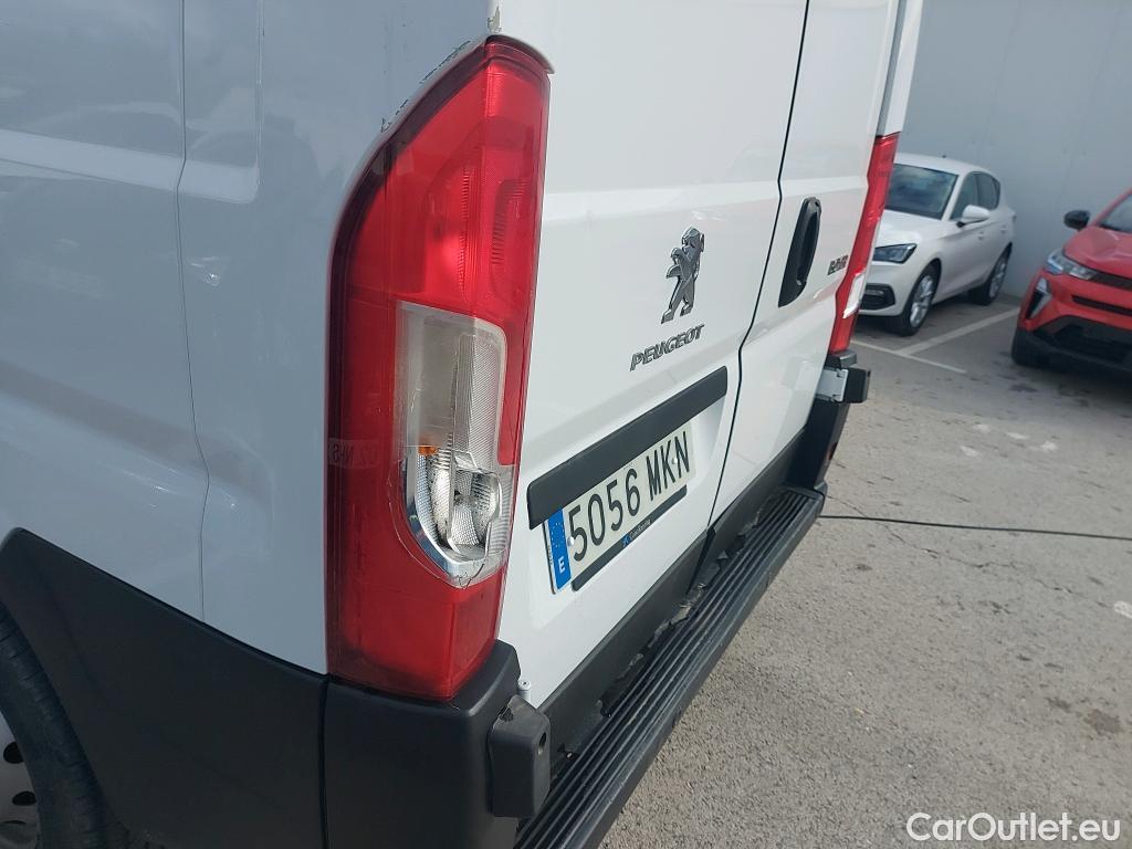  Peugeot  Boxer PEUGEOT  / 2014 / 4P / furgón 335 L3 H3 BHDI 103kW (140CV) S&S #1