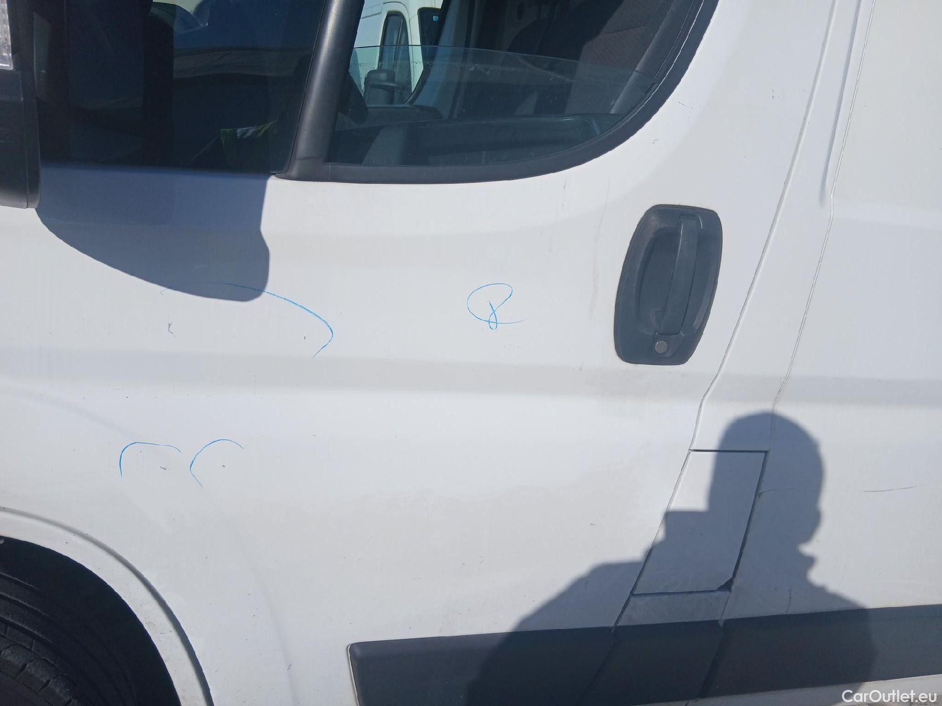  Citroen  Jumper CITROEN  / 2014 / 4P / furgón BlueHDi 88KW (120CV) Furgón 33L2H2 #26