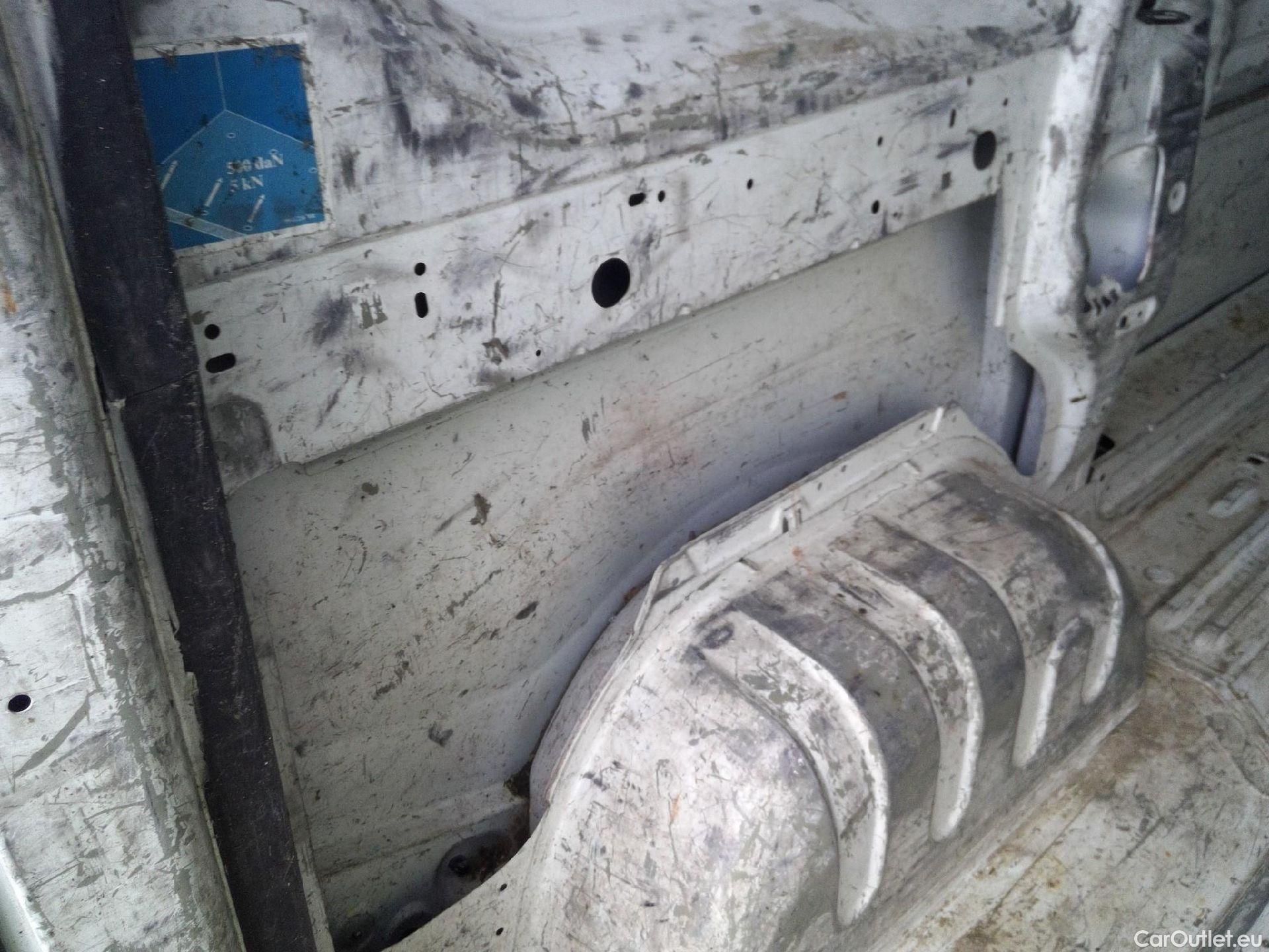  Nissan  NV300 NISSAN  / 2016 / 4P / furgón 1.6dCi 88kW (120CV) L1H1 1T BASIC #12