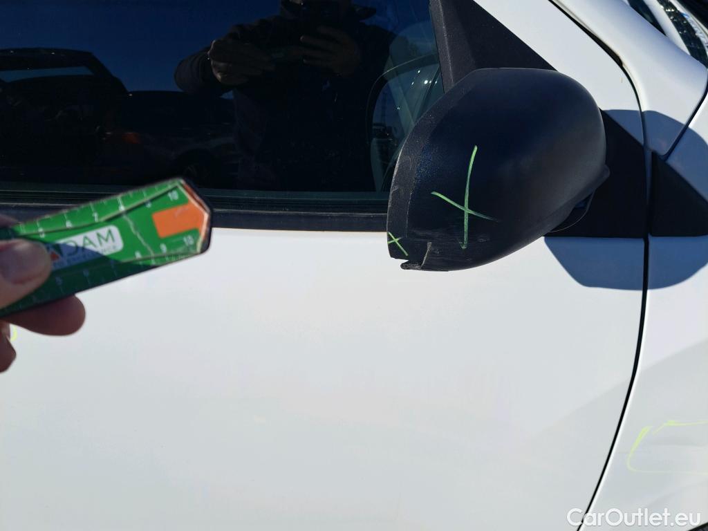  Dacia  Dokker DACIA  / 2013 / 4P / furgón derivado de turismo Essential dCi 66kW (90CV) #67