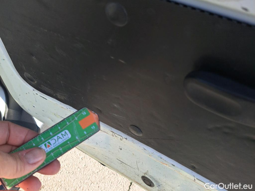  Dacia  Dokker DACIA  / 2013 / 4P / furgón derivado de turismo Essential dCi 66kW (90CV) #64