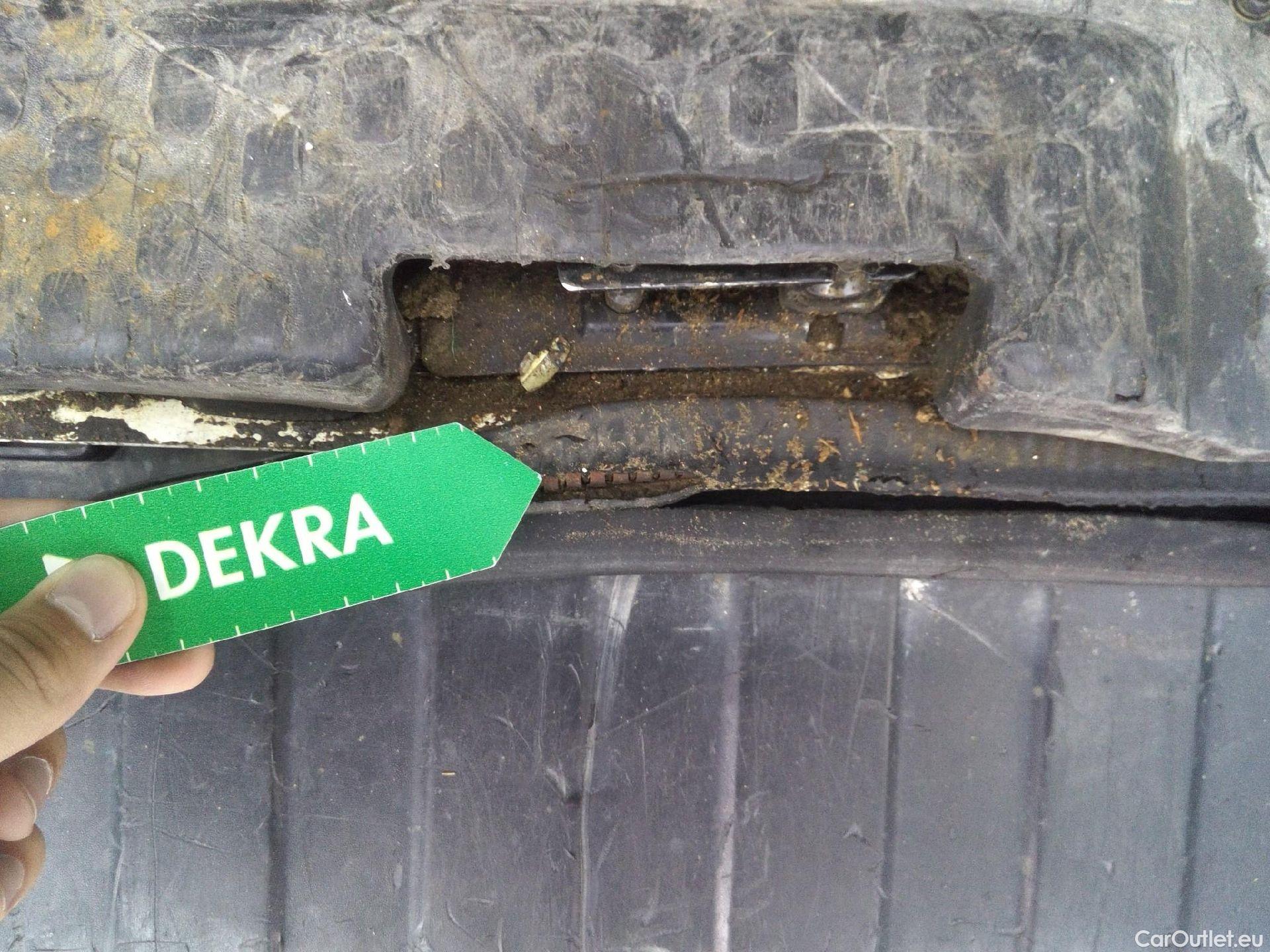  Nissan  NV300 NISSAN  / 2016 / 4P / furgón 1.6dCi 88kW (120CV) L1H1 1T BASIC #15