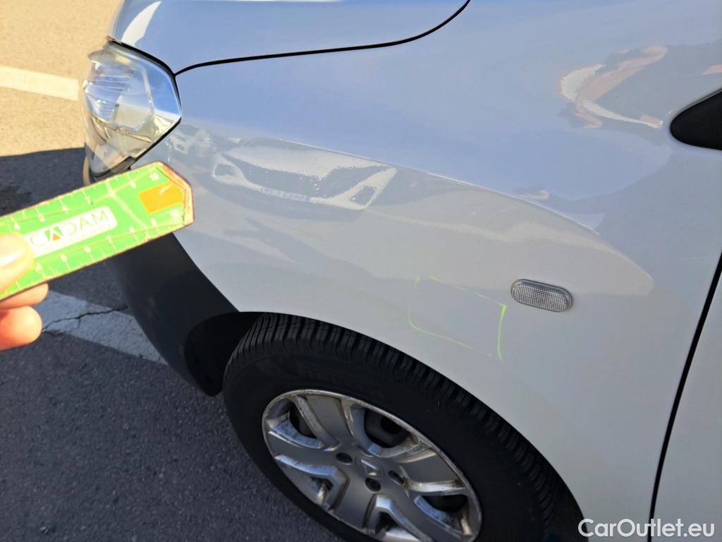  Dacia  Dokker DACIA  / 2013 / 4P / furgón derivado de turismo Essential dCi 66kW (90CV) #33