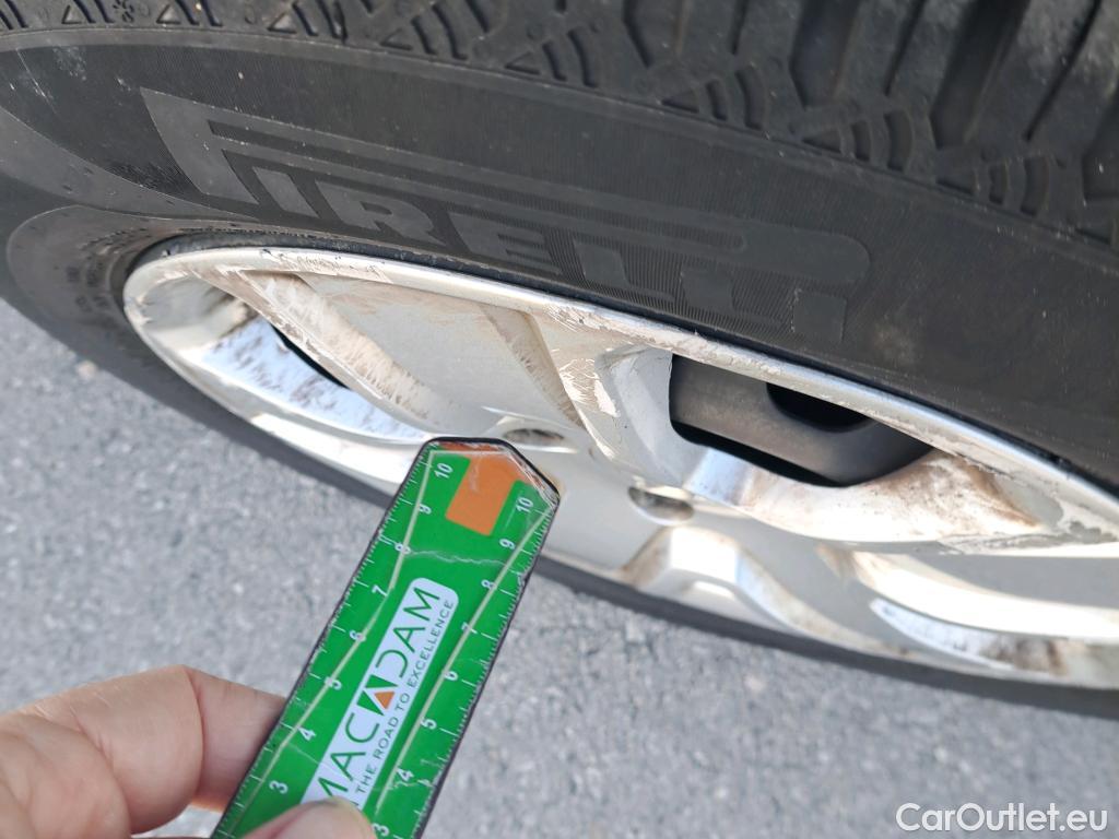  Dacia  Dokker DACIA  / 2013 / 4P / furgón derivado de turismo Essential dCi 66kW (90CV) #72