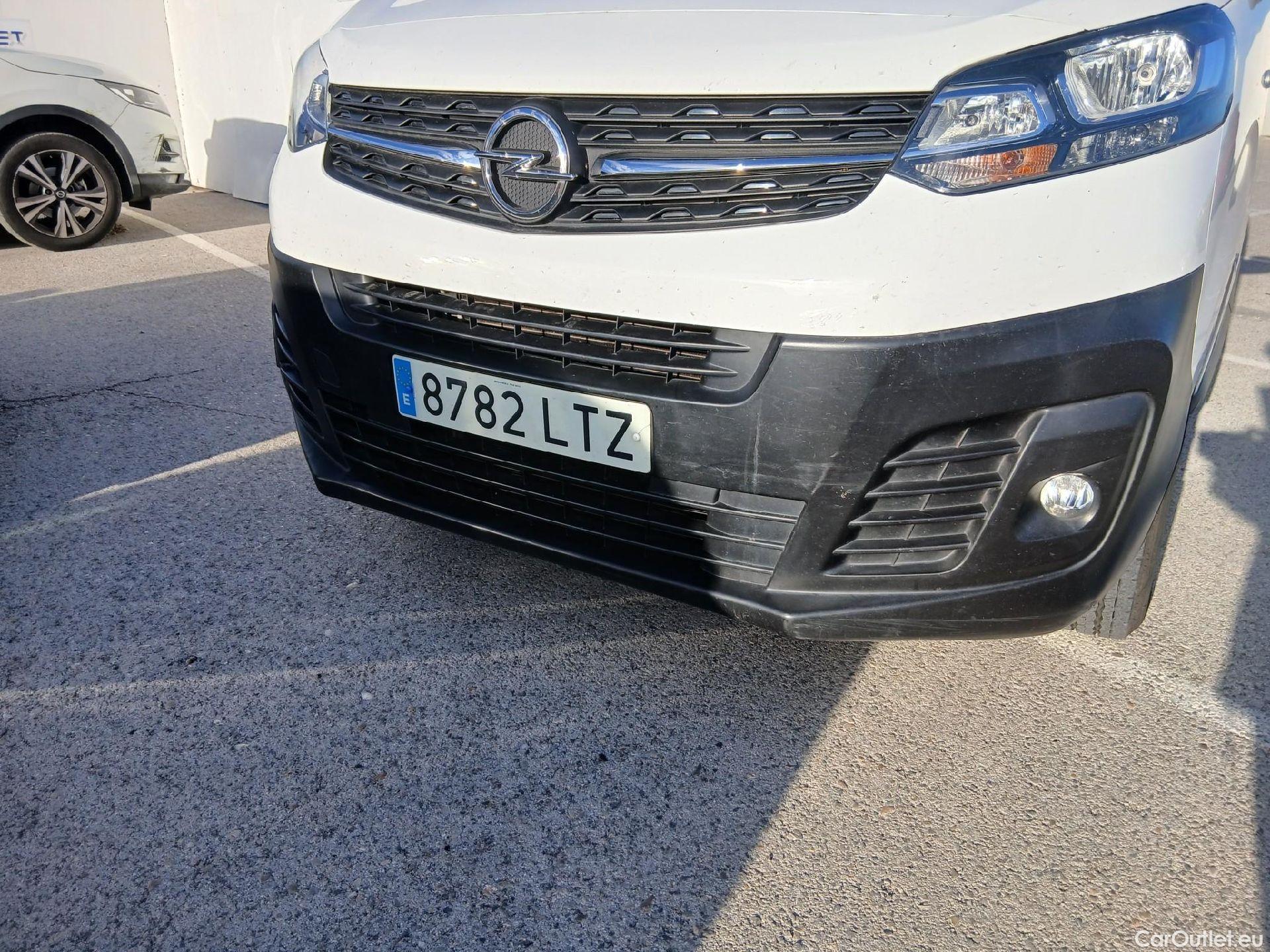  Opel  Vivaro OPEL  / 2019 / 4P / furgón 1.5 Diésel 74kW(100CV)M Std Exp #4