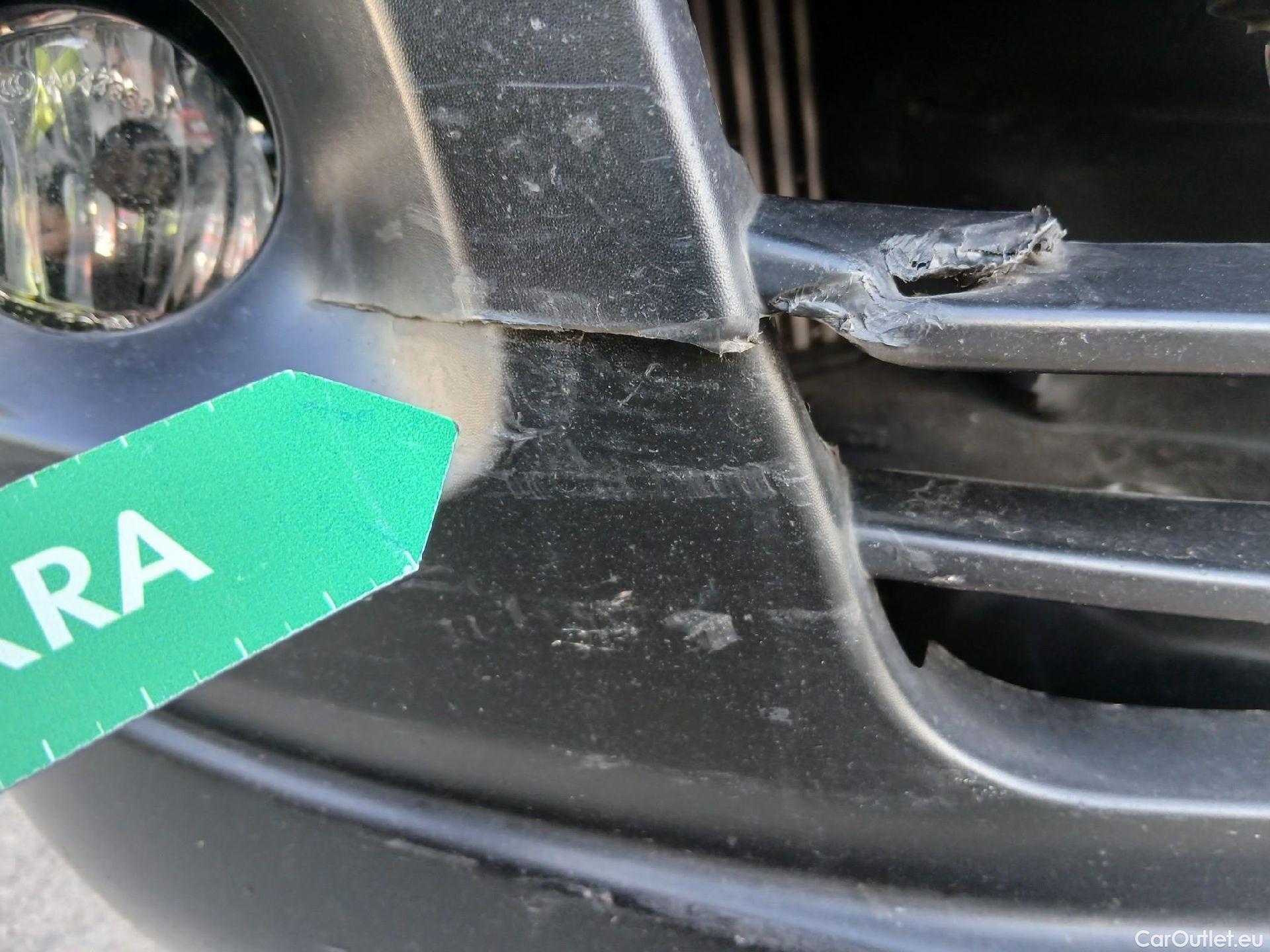  Opel  Vivaro OPEL  / 2019 / 4P / furgón 1.5 Diésel 74kW(100CV)M Std Exp #3