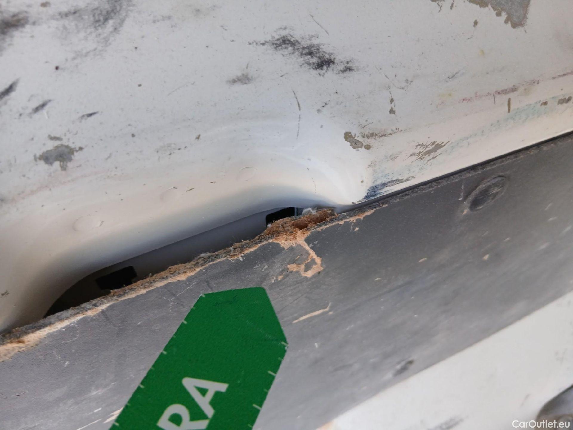  Opel  Vivaro OPEL  / 2019 / 4P / furgón 1.5 Diésel 74kW(100CV)M Std Exp #24