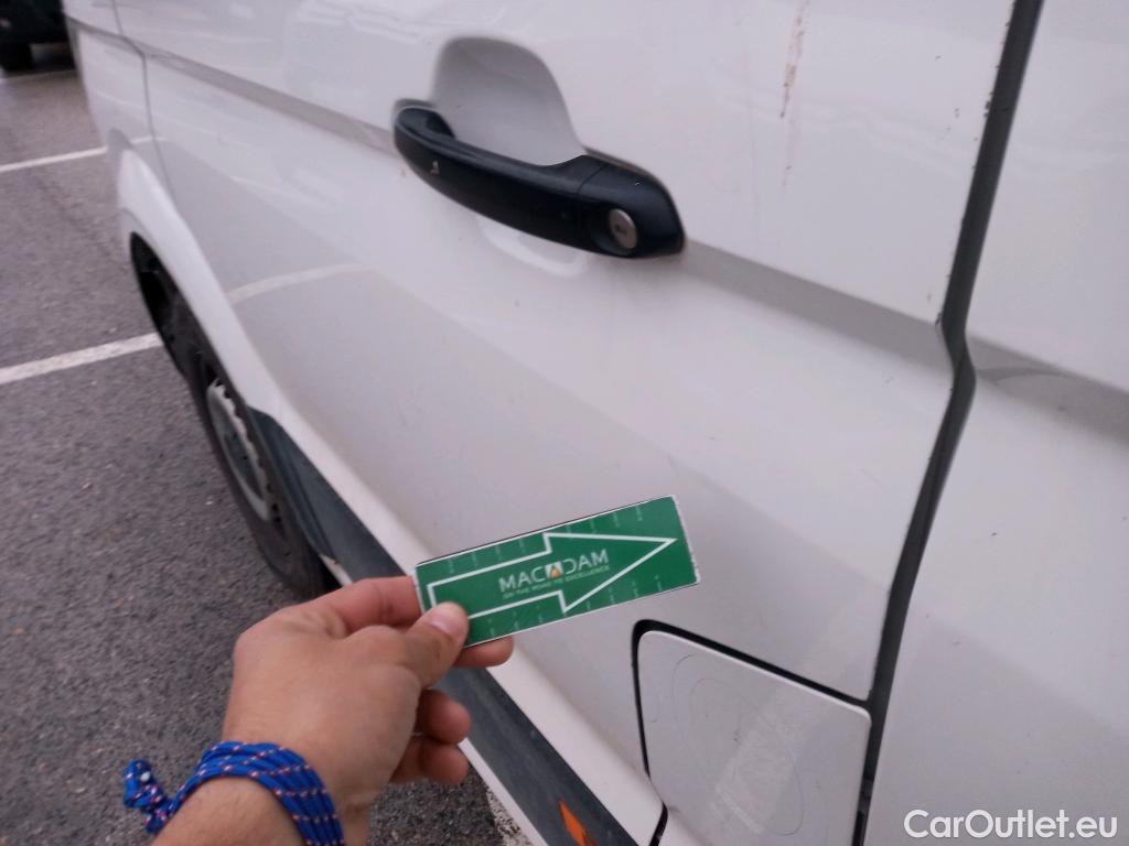  Volkswagen  Crafter VOLKSWAGEN  / 2017 / 4P / furgón 30 Furgón BM TN L3H2 2.0TDI 75kW (102CV) #42