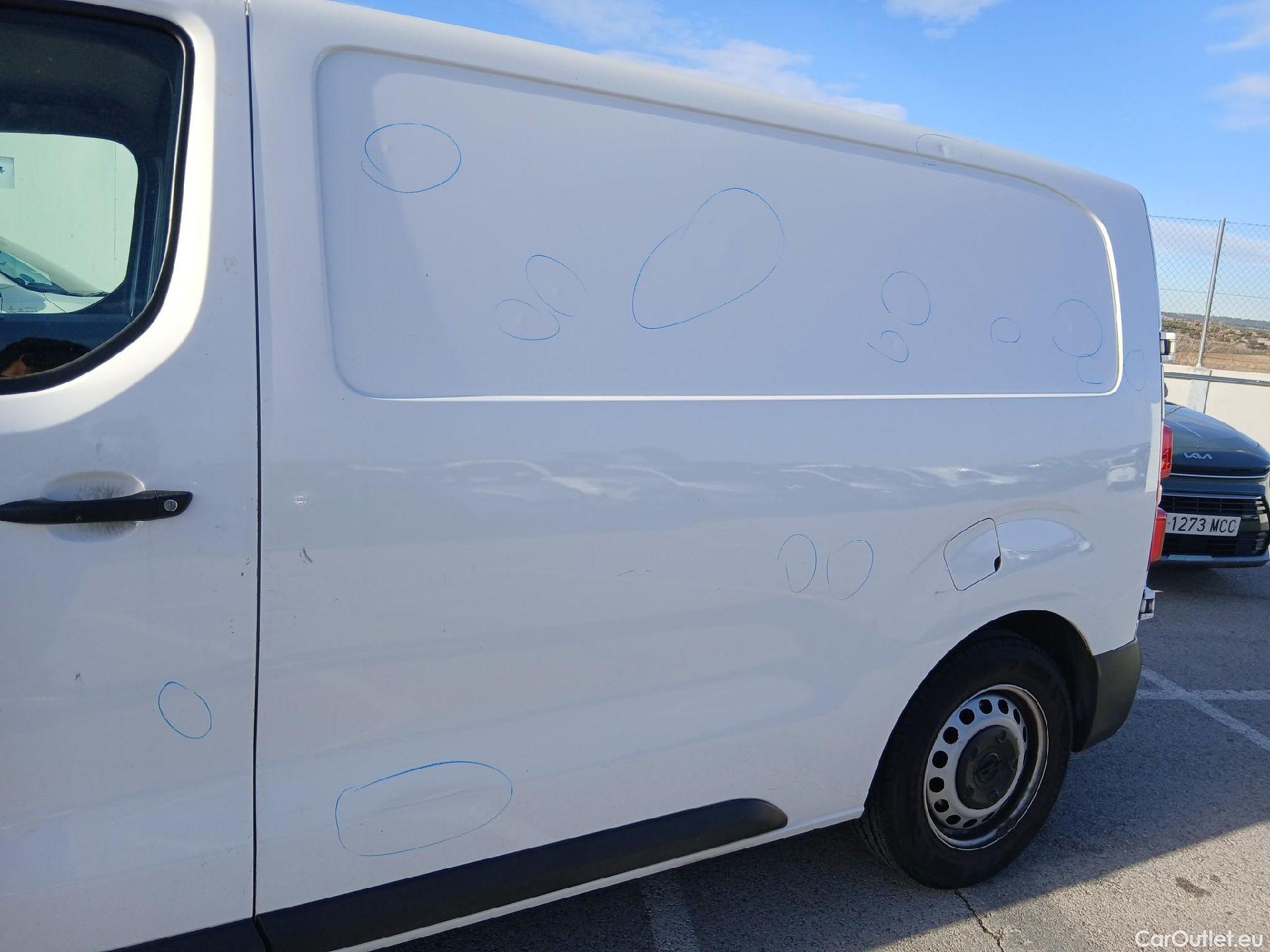  Opel  Vivaro OPEL  / 2019 / 4P / furgón 1.5 Diésel 74kW(100CV)M Std Exp #11