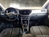  Volkswagen  T-ROC VOLKSWAGEN  / 2017 / 5P / SUV 1.0 TSI STYLE #3