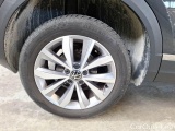  Volkswagen  T-ROC VOLKSWAGEN  / 2017 / 5P / SUV 1.0 TSI STYLE #58