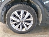  Volkswagen  T-ROC VOLKSWAGEN  / 2017 / 5P / SUV 1.0 TSI STYLE #62