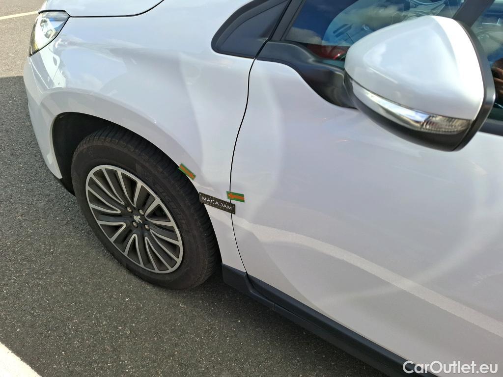  Peugeot  2008 PEUGEOT  / 2016 / 5P / Crossover Puretech 110 S&S ACTIVE #1