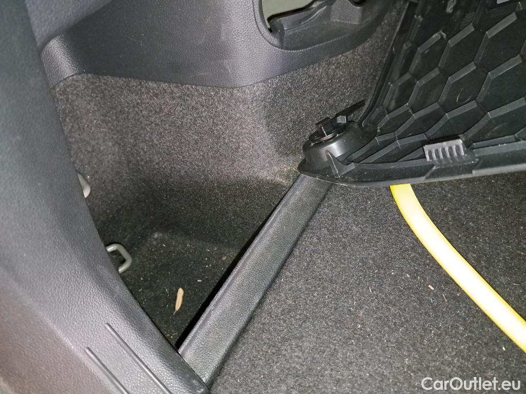  Volkswagen  Tiguan VOLKSWAGEN  / 2020 / 5P / SUV 1.4 eHybrid 245 DSG6 Elegance Exclusive #10