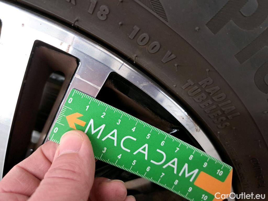  Volkswagen  Tiguan VOLKSWAGEN  / 2020 / 5P / SUV 1.4 eHybrid 245 DSG6 Elegance Exclusive #32