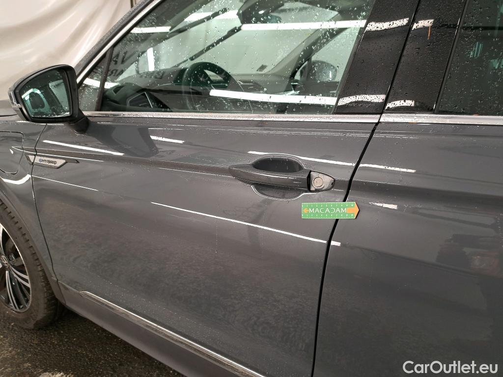  Volkswagen  Tiguan VOLKSWAGEN  / 2020 / 5P / SUV 1.4 eHybrid 245 DSG6 Elegance Exclusive #13