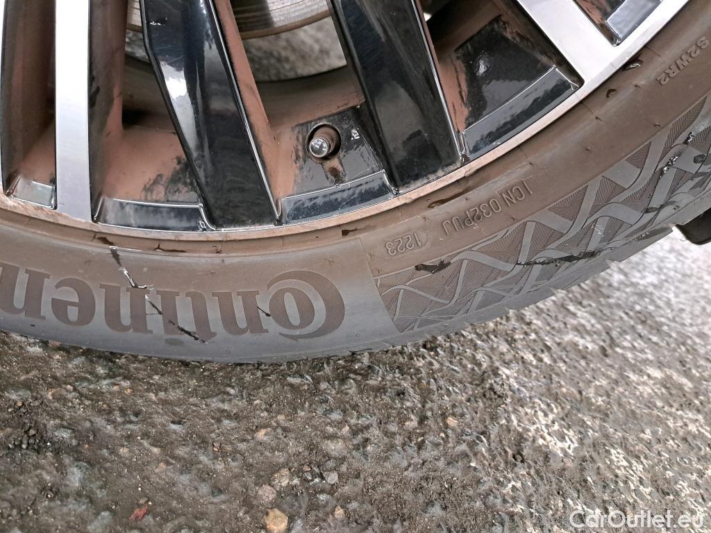  Volkswagen  Tiguan VOLKSWAGEN  / 2020 / 5P / SUV 1.4 eHybrid 245 DSG6 Elegance Exclusive #24