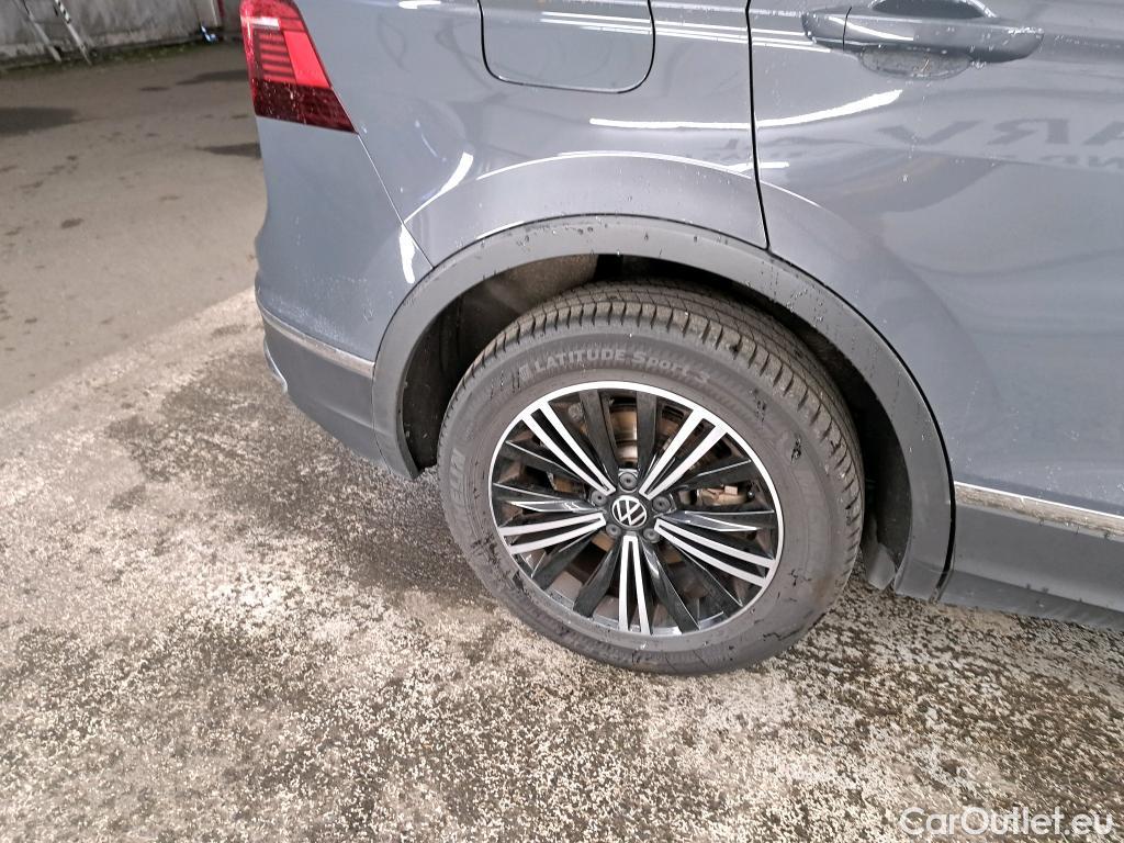  Volkswagen  Tiguan VOLKSWAGEN  / 2020 / 5P / SUV 1.4 eHybrid 245 DSG6 Elegance Exclusive #14