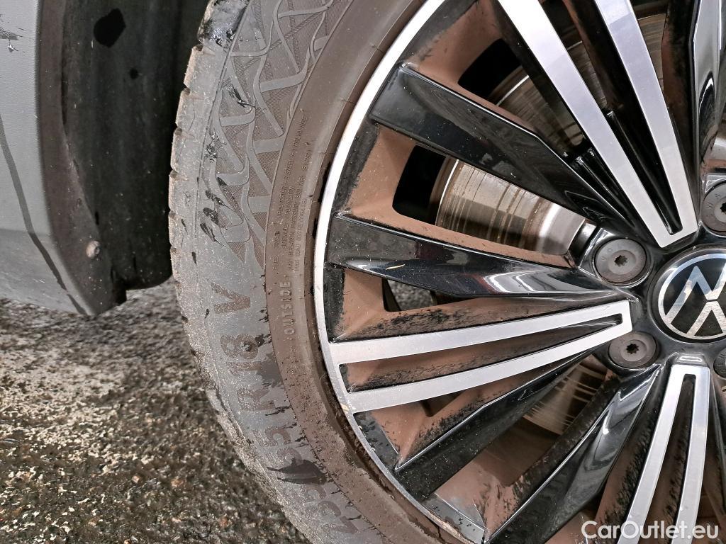  Volkswagen  Tiguan VOLKSWAGEN  / 2020 / 5P / SUV 1.4 eHybrid 245 DSG6 Elegance Exclusive #26