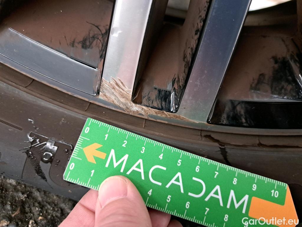  Volkswagen  Tiguan VOLKSWAGEN  / 2020 / 5P / SUV 1.4 eHybrid 245 DSG6 Elegance Exclusive #29