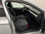  Volkswagen  Passat Variant 2.0 TDI SCR DSG Business Automatic Diesel  90 #6