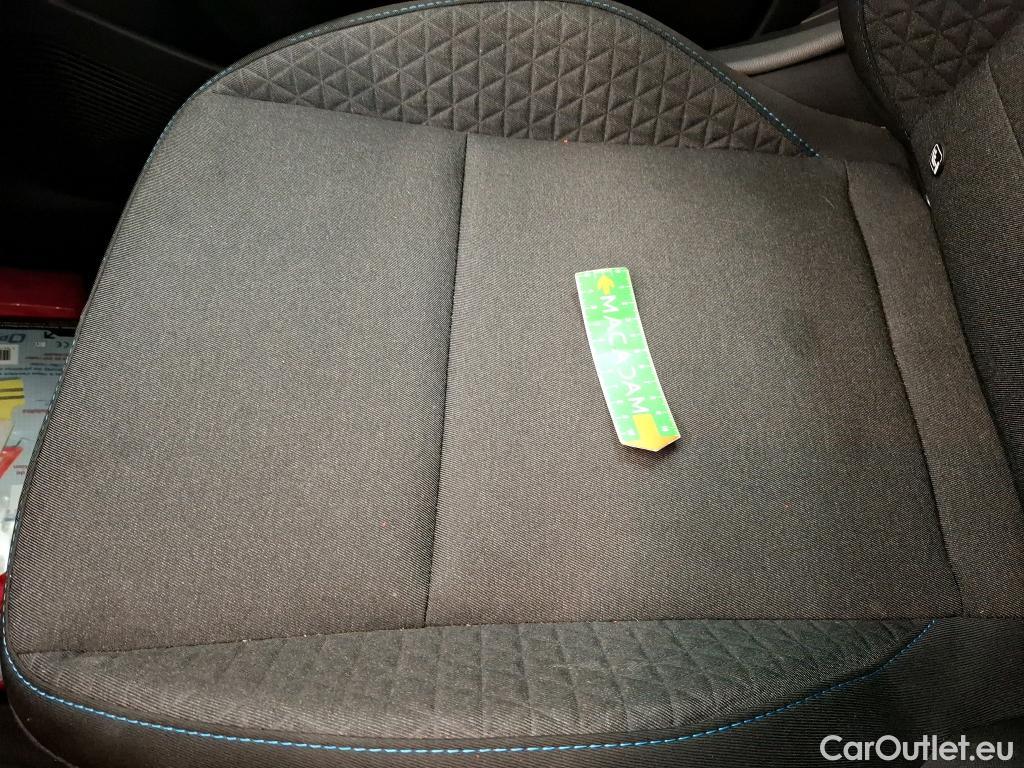  Renault  Captur  II Evolution 1.6 E-TECH Hybrid 145CV BVA6 6E #1