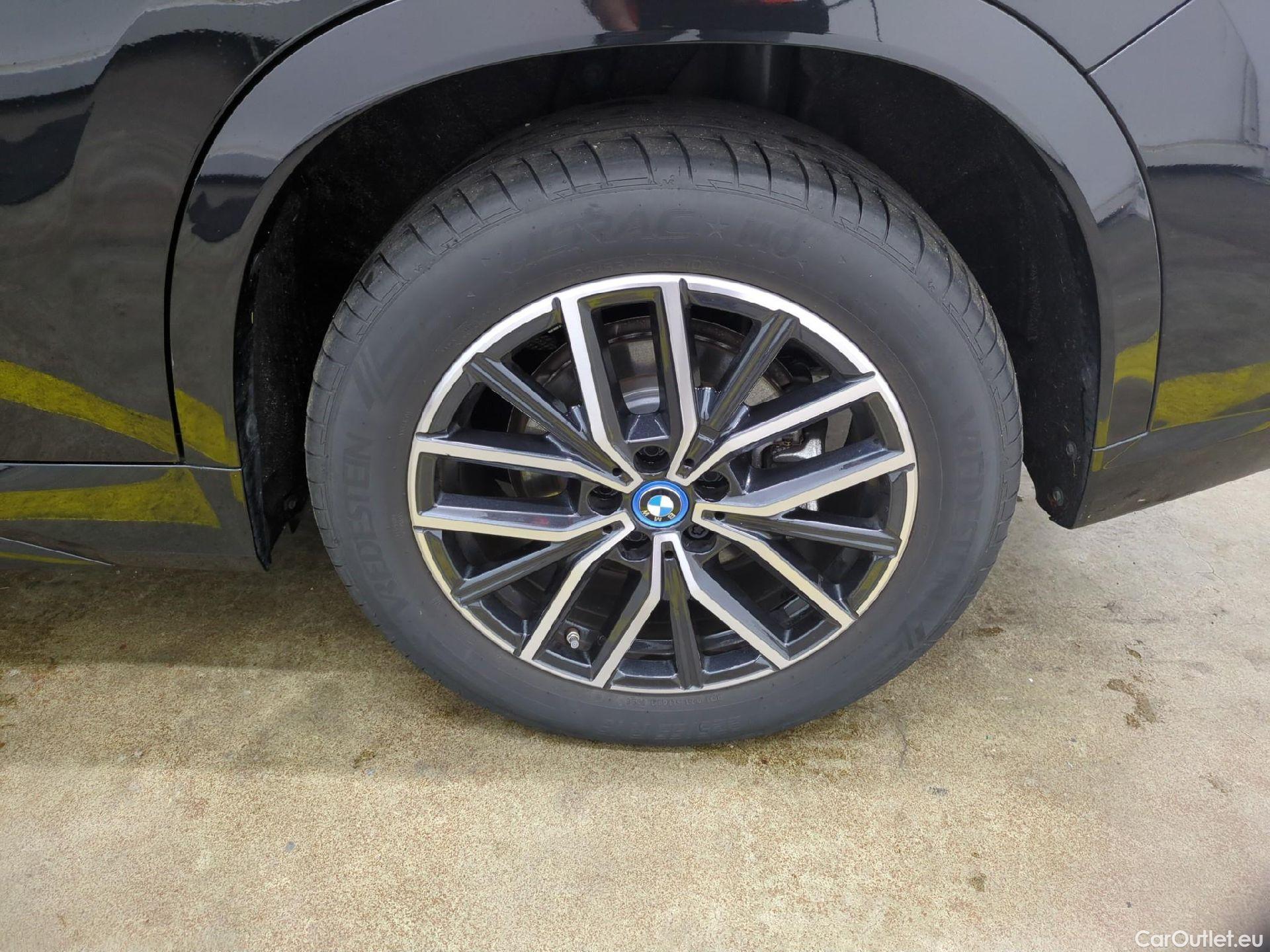  Bmw  X1 BMW  / 2022 / 5P / SUV xDrive25e M Sport DKG7 #2