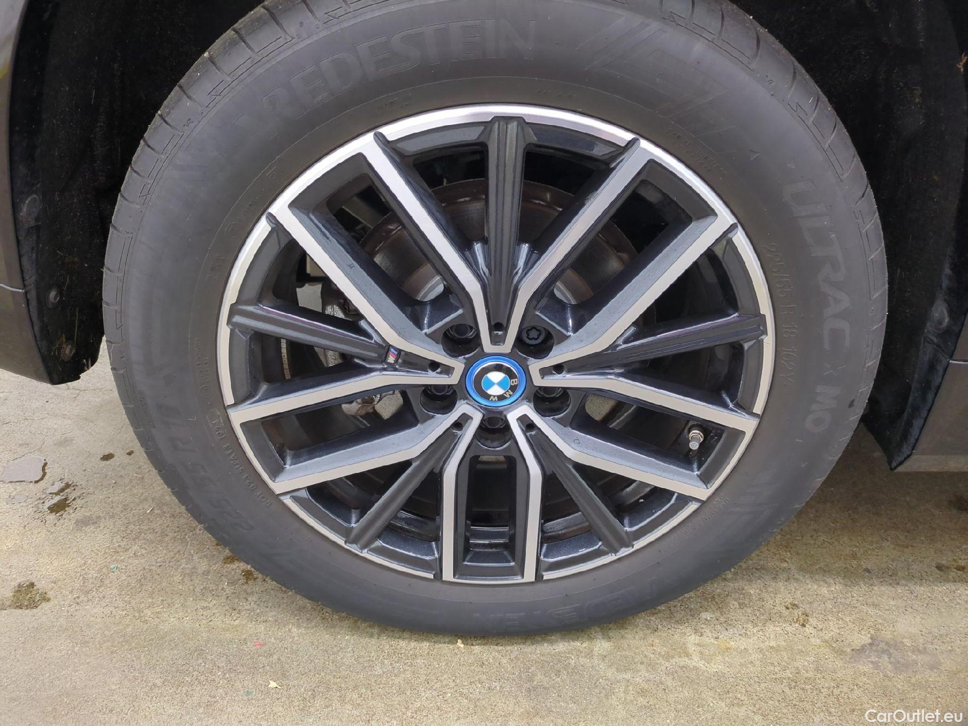  Bmw  X1 BMW  / 2022 / 5P / SUV xDrive25e M Sport DKG7 #4