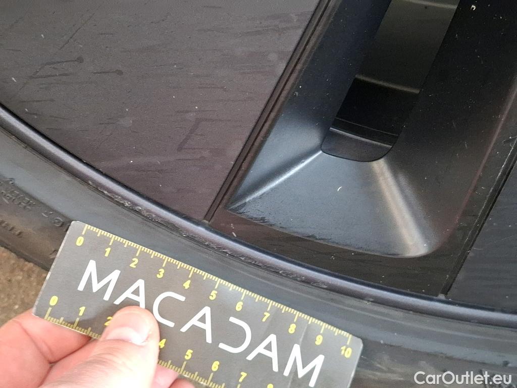  Tesla  Model 3 TESLA  / 2018 / 4P / Berline Grande Autonomie Dual-Motor AWD #5