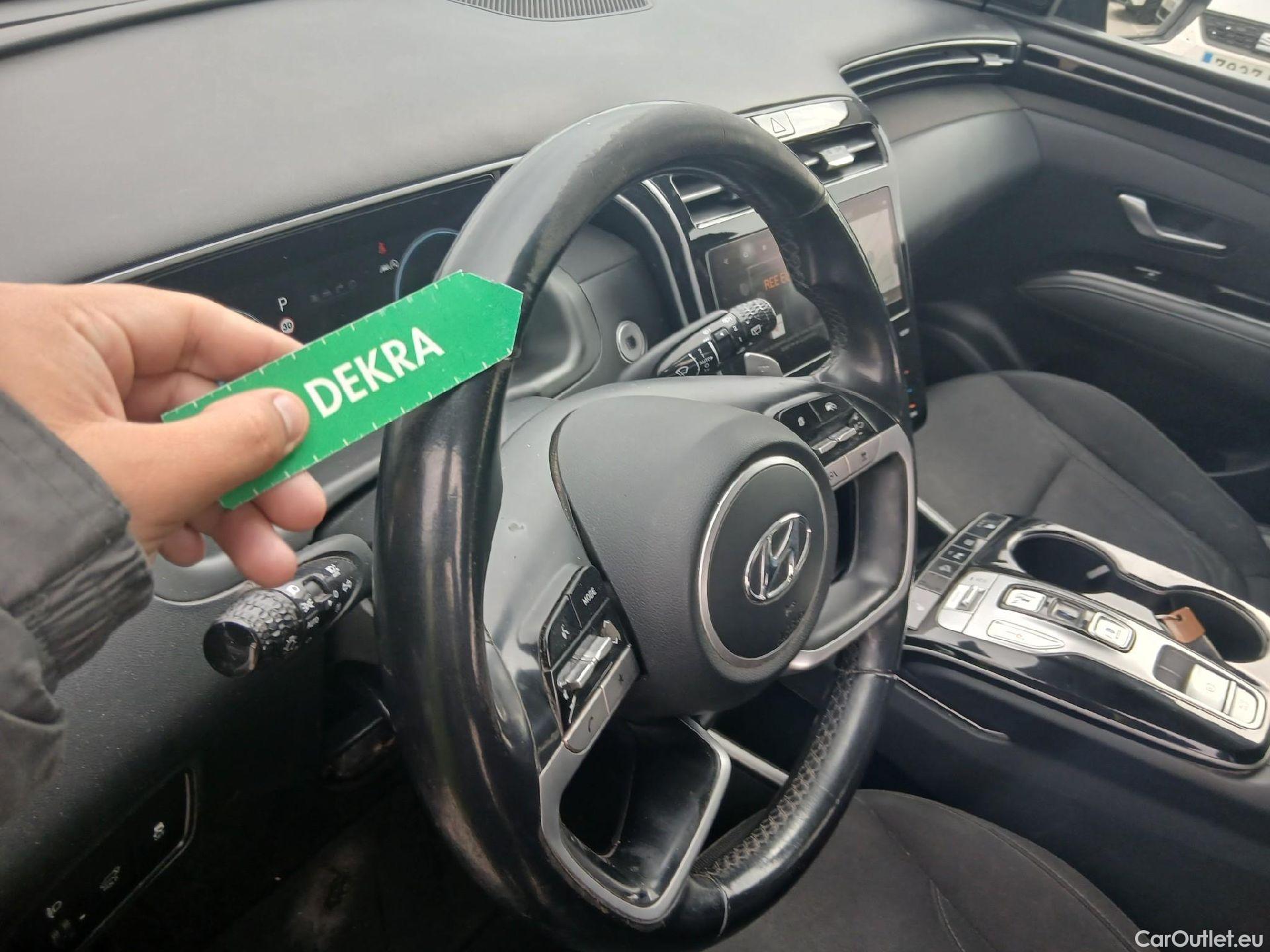  Hyundai  Tucson HYUNDAI  / 2020 / 5P / todoterreno 1.6 CRDI 100kW (136CV) 48V Tecno DCT 2C #4